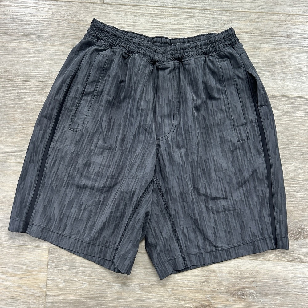 Lululemon Medium Pace Breaker‎ 9" Dark Gray Stripes Compression Lined Shorts